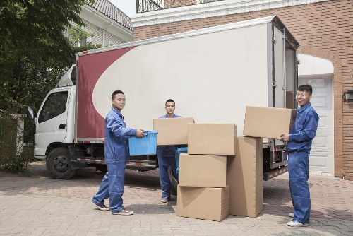 Moving van support in Bayswater residential street
